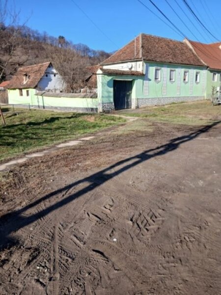 Sibiu Casa 230mp, 4 camere, teren 916mp, Biertan, Copsa Mare, 110.000euro